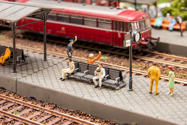 Faller 180867 - 2 Bahnsteigbänke