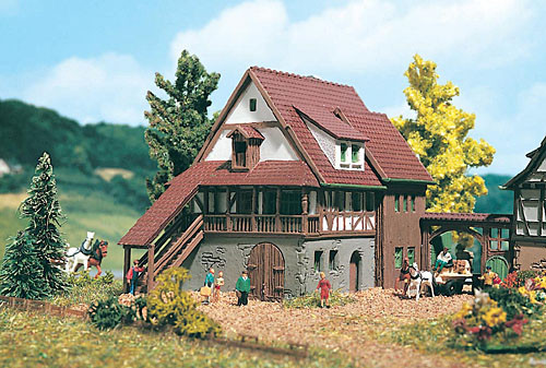 Vollmer 49531 - Bauernhaus 77x50x58 mm Fachwerk