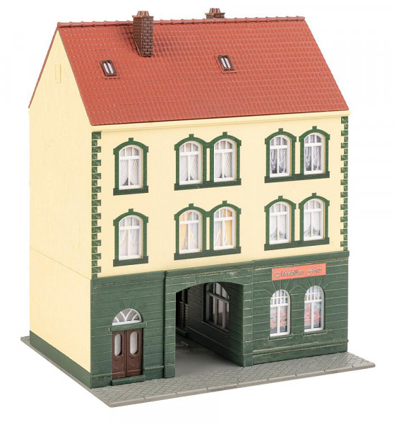Faller 130628 - Stadthaus mit Modellbaugeschäft