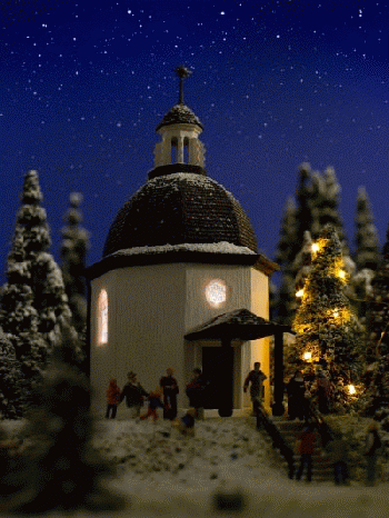 Vollmer 42412 - Stille-Nacht Gedächtniskapelle mit CD, Kunstschnee und Beleuchtung