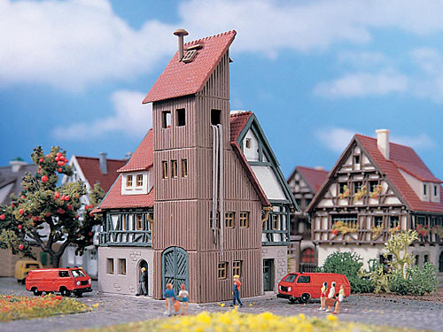 Vollmer 49550 - Feuerwache 75x48x77 mm Fachwerk