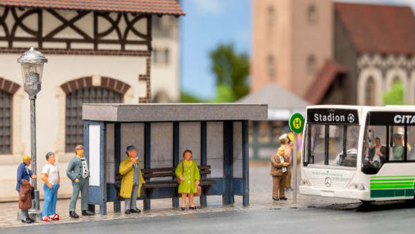 Noch 14390 - Bushaltestellte