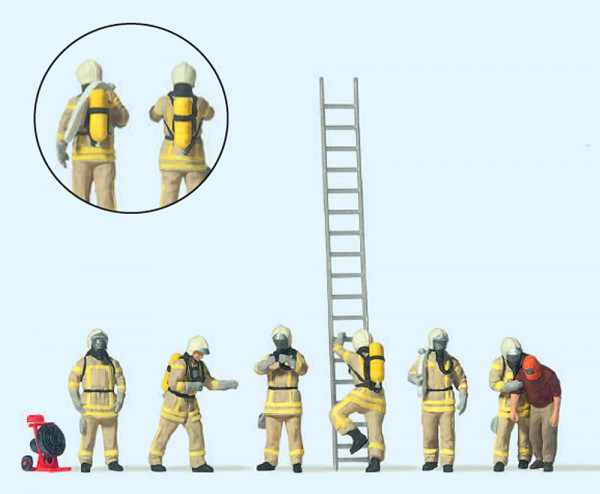 Preiser 10774 - Feuerwehrleute in moderner Einsatzkleidung beige