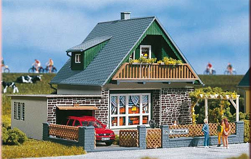 Auhagen 11387 - Haus Michaela 125 x 133 x 93 mm