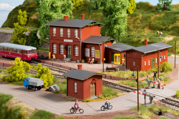 Auhagen 15106 - Set Bahnhof Neukloster