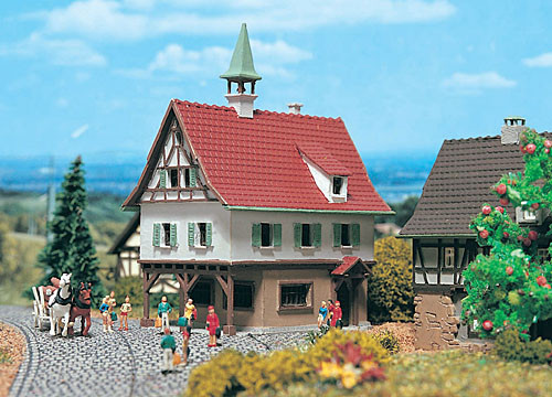 Vollmer 49532 - Rathaus 50x38x68 mm Fachwerk