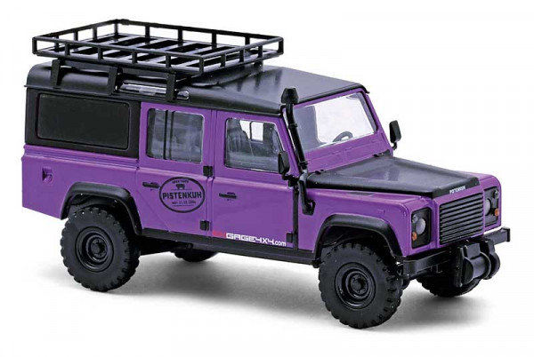 Busch 50335 - Land Rover Defender 110 "Pistenkuh"