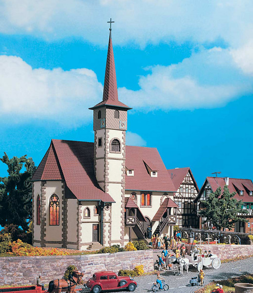 Vollmer 43769 - Kirche Ditzingen 235x155x330 mm Fachwerk