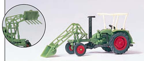 Preiser 17928 - Fendt Geräteträger mit Mähbalken und Frontlader, Fertigmodell aus Kunststoff