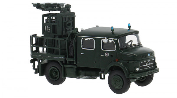 Brekina 47192 - MB LA911 Lichtmastwagen Polizei tannengrün, Polizei Hamburg