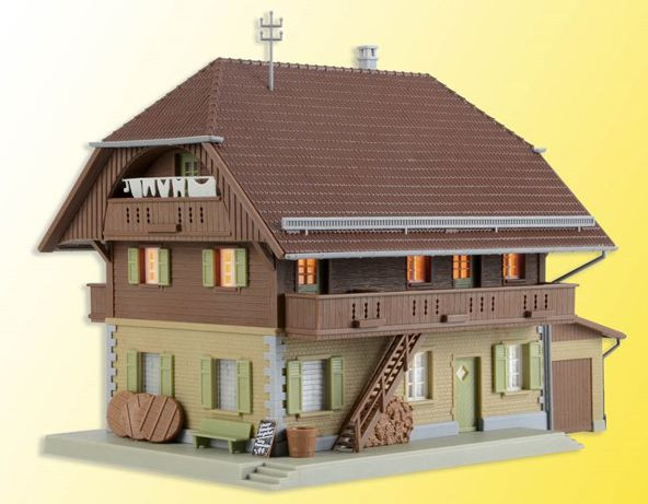 Kibri 38024 - Käserei Thal in Heimisbach inkl. Hausbeleuchtungs-Startset, Funktionsbausatz