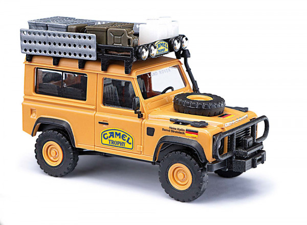 Busch 54311 - Rover Defender 90, Camel Trop