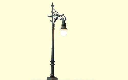 Brawa 4604 - Leuchte Berlin-Charlottenburg Höhe 65 mm Ersatzbirne 3293 tragende Teile aus Messing fi