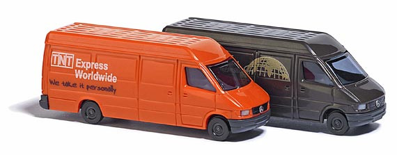 Busch 8338 - MB Sprinter Lieferwagen 2 Stück