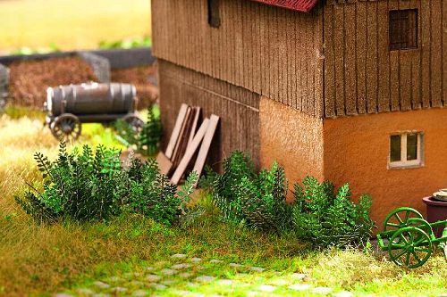 Noch 14138 - Laser-Cut minis "Brennnesseln" 10 Pflanzen