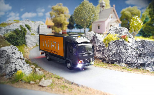 Car System Digital 3.0, LKW MB Atego Sixt (HERPA)