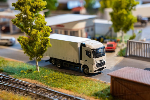 Faller 161486 - LKW MB Actros "StreamSpace" "Herpa"