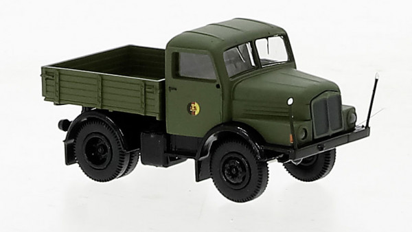 Brekina 71457 - IFA S 4000-1 1960, NVA,