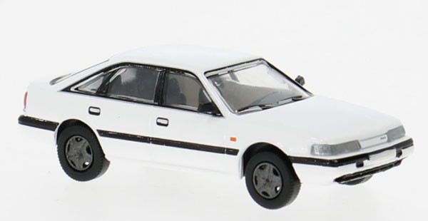 PCX870475 - Mazda 626, weiss, 1987,