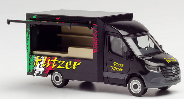 Herpa 095884 - MB Sprinter `18 Foodtruck „Pizza Flitzer“