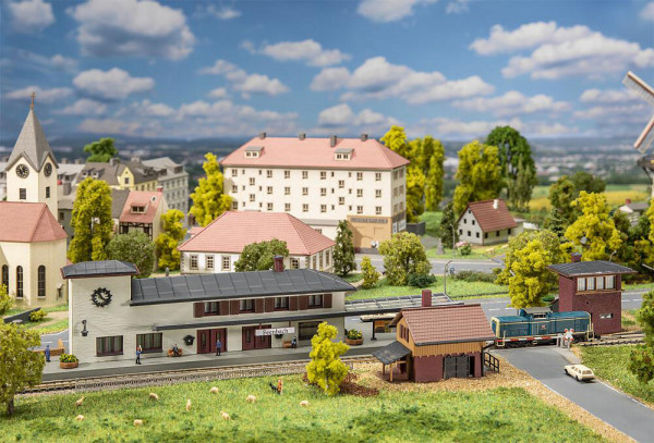 Faller 282713 - Bahnhof-Set Feenbach