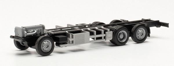 Herpa 085519 - Teileservice Iveco S-Way LNG Fahrgestell 7,82m mit Unterflurkühlaggregat (2 Stück)