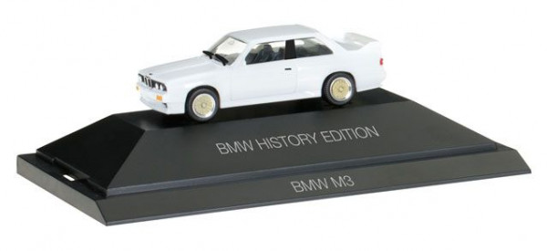 Herpa 102049 - BMW M3 weiß "BMW History Edition"