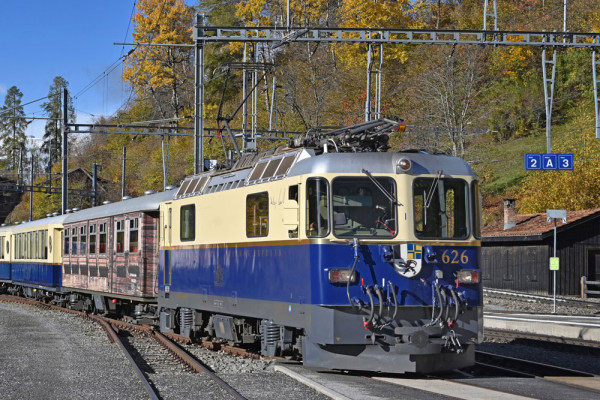 Bemo 1358176 - RhB Ge 4/4 II 626 "Alpine Classic Pullman Express" Kurvensound