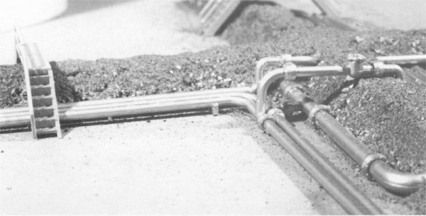 Walthers 533104 - Öl-Verladestelle, 17,8 x 2,1 cm
