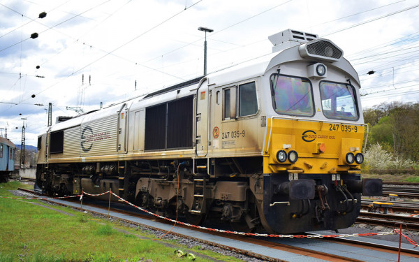 Arnold HN9080HM - Euro Cargo Rail, Diesellokomotive Class 77, weiß-gelbe Farbgebung, BLE-Sounddecode