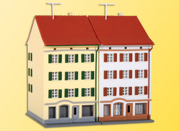 Kibri 36843 - Mehrstöckiges Wohnhaus mit Ladengeschäft,2 Stück