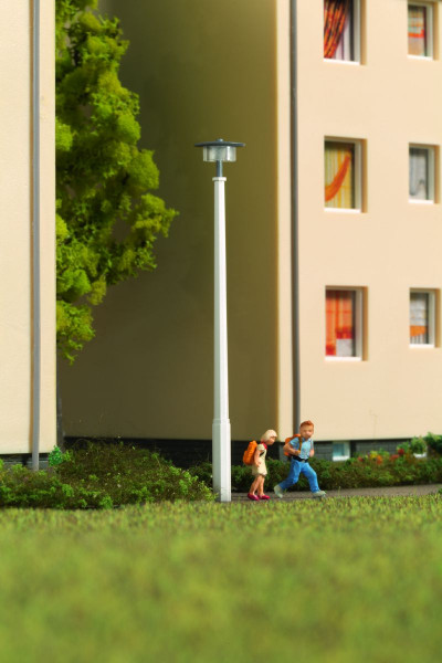 Auhagen 43666 - Straßenlampen Höhe 47 mm