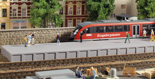 Auhagen 41634 - Bahnsteig ohne Überdachung