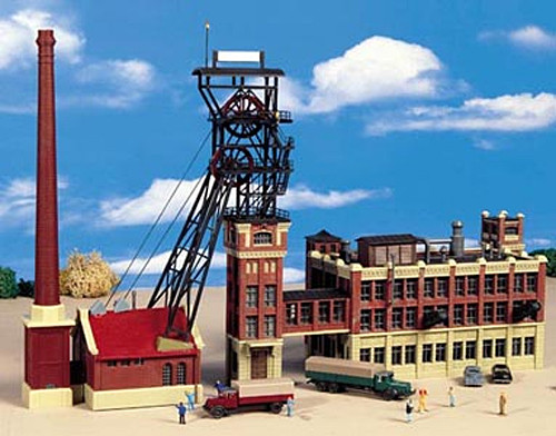Kibri 37228 - Förderturm mit Maschinenhaus und Kohlewäschegebäude