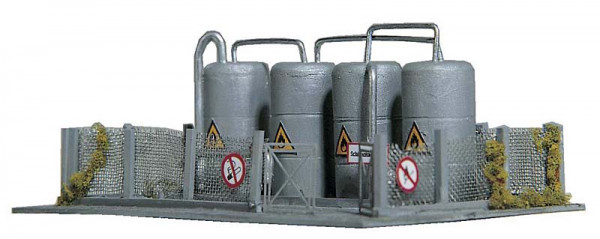 Piko 60012 - Heizöltanks Warwick Bausatz