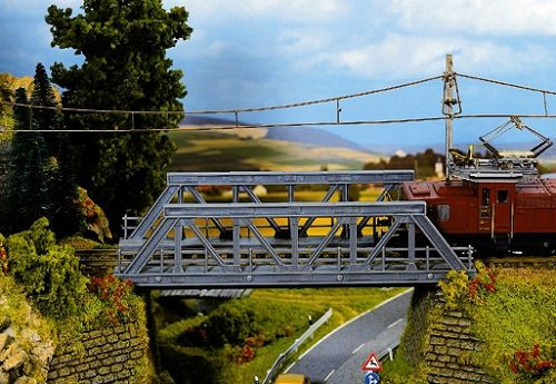 Noch 21330 - Vorflut-Brücke 18 cm lang