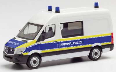 Miniature Volkswagen Multivan DRK Düsseldorf 1/87 Herpa 98359 - Modèle Fini Neuf Allemagne