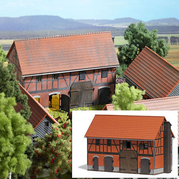 Busch 1507 - Scheune mit großem Stall Echt Holz, Bausatz