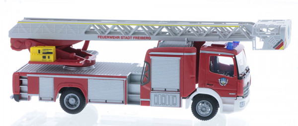 Rietze 71670 - Magirus DLK Atego `19 FW Freiberg