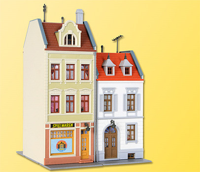 Kibri 38384 - Haus "Postplatz" in Görlitz 13,5x12x19,4 cm Zweifarben Spritzgießverfahren und Stecksy