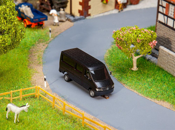 Faller 161432 - MB Sprinter Großraumtaxi HERPA