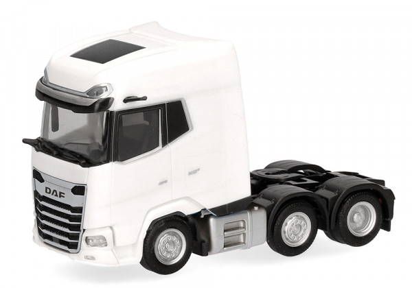 Herpa 318990 - DAF XG+ Zugmaschine 3achs (6x2), weiß
