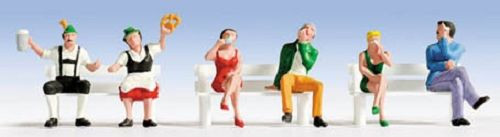 Noch 15536 - Sitzende 6 Figuren ohne Bank