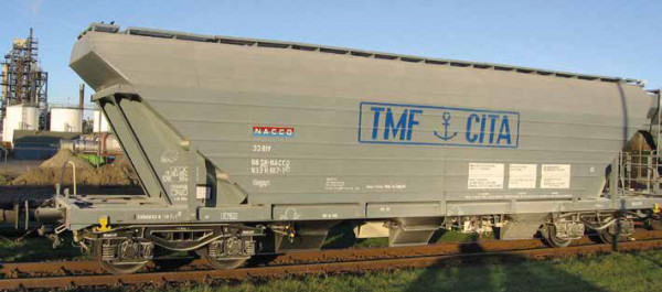NME 517603 - ZSSK TMF-CITA Getreidesilowagen Uagpps 80m³ "TMF-CITA", beige-grau, geänd. Wag.nr. Ep.6