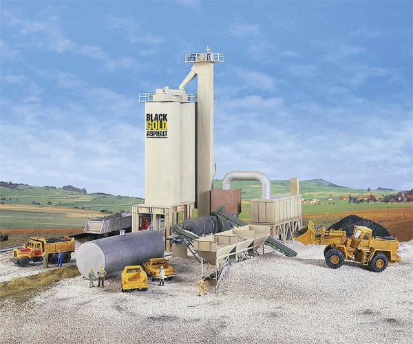 Walthers 533085 - Asphalt-Werk Black Gold, 24,3 x 35,3 x 26,2 cm