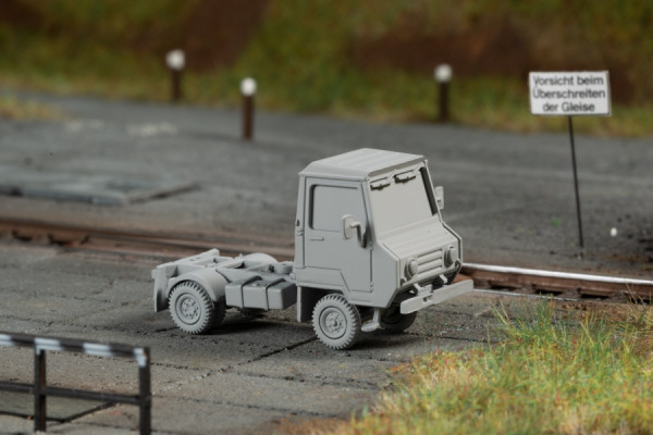 Auhagen 43673 - Multicar M24-0 Kofferaufbau