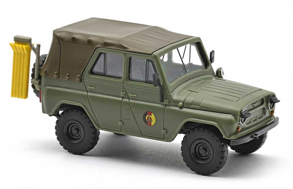 Busch 52124 - UAZ 469, NVA