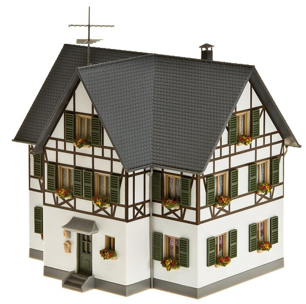 Faller 130259 - Zweifamlilienhaus mit Fachwerk